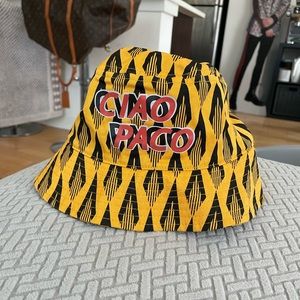 Ciao Paco bucket hat // Paco Rabbane printed hat